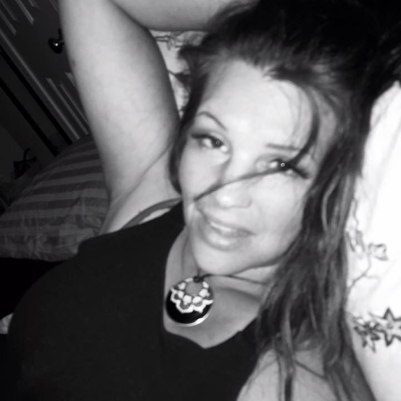 Meet your Posher, Heather - Picture 1 of 1