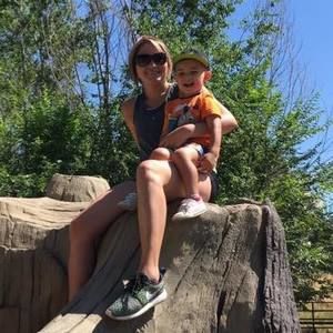 Meet your Posher, Chrystal