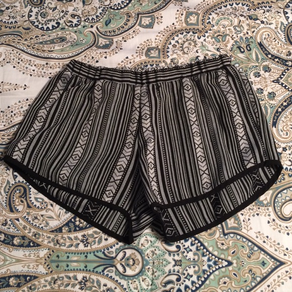 Pattern shorts