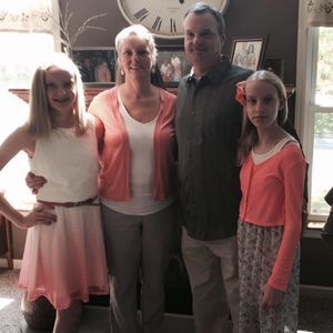 Meet your Posher, Joell