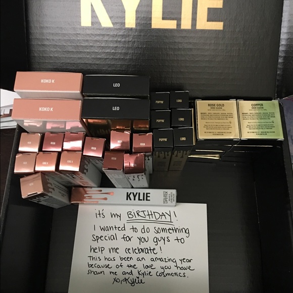 ✨Kylie Cosmetics Rose Gold Crème Shadow✨