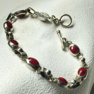 Navajo Sterling 925 bracelet with inlaid coral