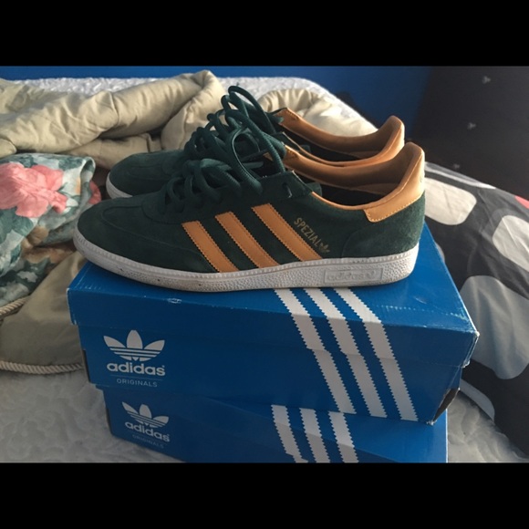 Size 10 adidas $50 obo - Picture 3 of 4