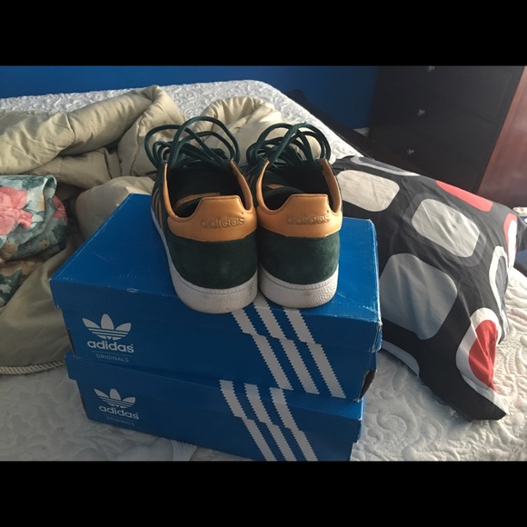 Size 10 adidas $50 obo - Picture 4 of 4