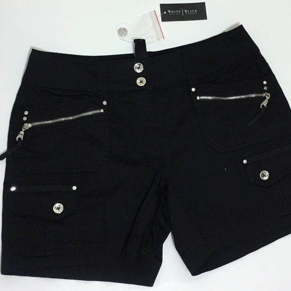🚨CLEARENCE🚨Adorable Black shorts!