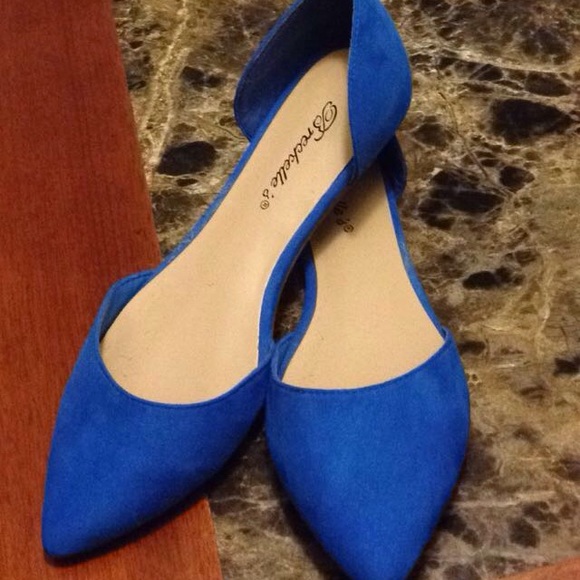 Blue suede flats - Picture 1 of 1