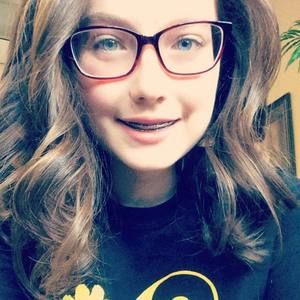 Meet your Posher, Adrianna