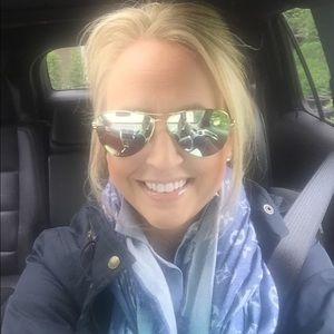 Meet your Posher, Aimee