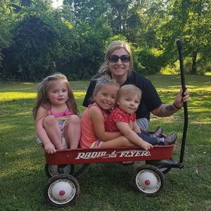 Meet your Posher, Kelli