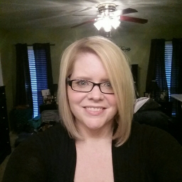 Meet your Posher, Magan - Picture 1 of 1