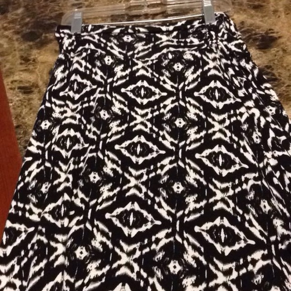 Skirt - Picture 1 of 1