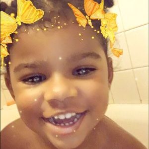 Meet your Posher, Mariela