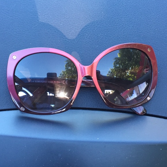 Tom Ford Gabriella sunglasses. Burgundy
