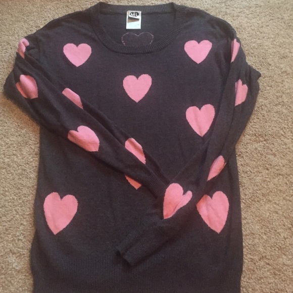 Long Sleeve Heart Sweater