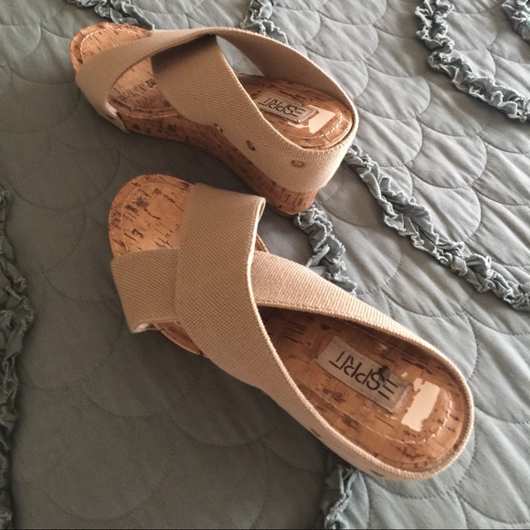 Esprit Wedges