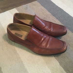 Men's size 9 Kenneth Cole Reaction
