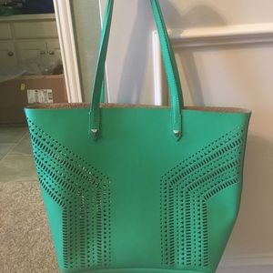 Stella & Dot Fillmore Tote Green