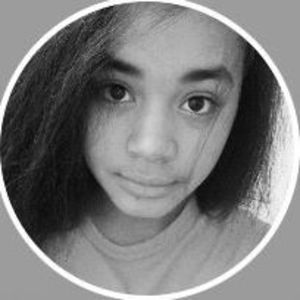 Meet your Posher, Emaly