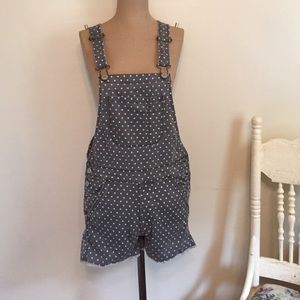 Overall shorts