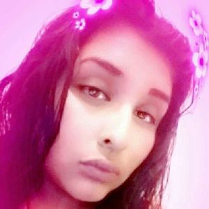 Meet your Posher, Yanelly