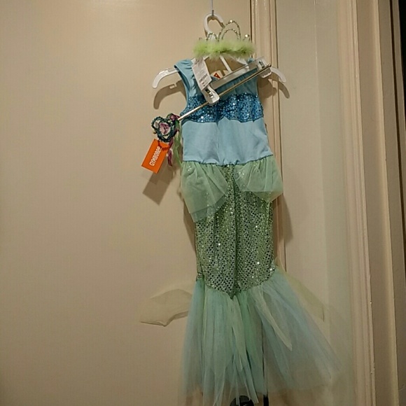 New 5, 6 Gymboree Mermaid costume, tiara, wand