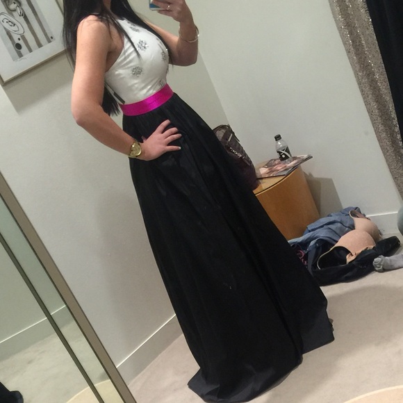 Aidan mattox formal gown ! Size zero - Picture 1 of 4