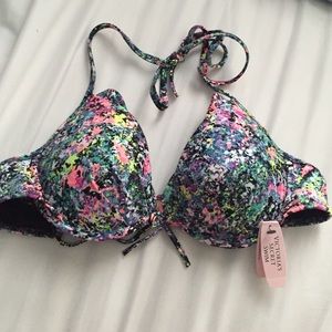 vs the fabulous floral top