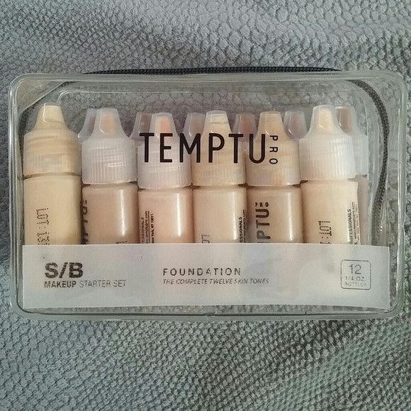 Temptu pro foundation set