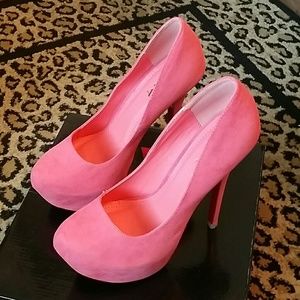 Coral Platform Pumps