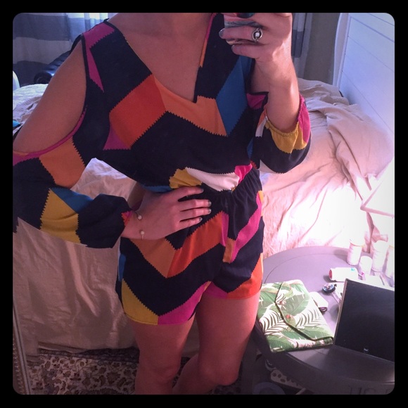 ‼️SALE Cold Shoulder Romper with Exposed Back Sz L