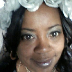 Meet your Posher, Denise