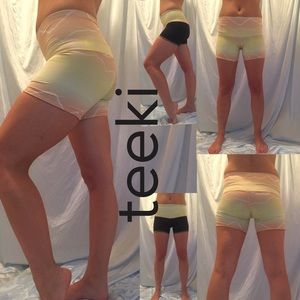 Teeki Reversible Sun Short - S/M