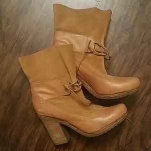 Mid calf leather/suede mixed booties