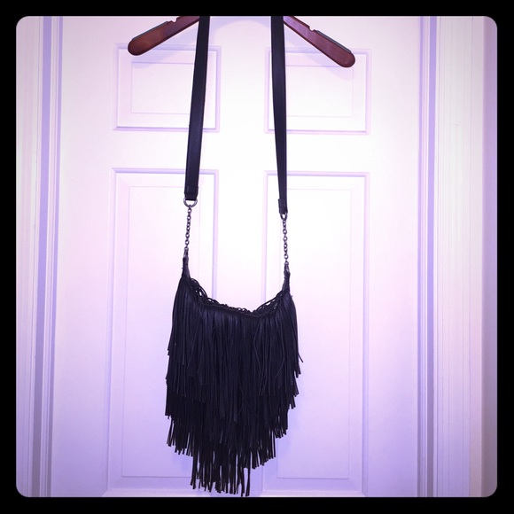 🙅SOLD🙅Black Faux Leather Fringe Crossbody Purse