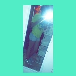 Meet your Posher, Haylee