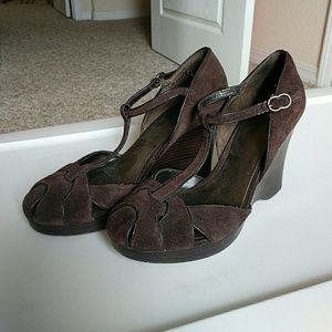 Ann Taylor Loft suede wedges, perfect for fall!