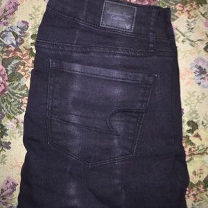 AMERICAN EAGLE black wash skinny jean size 0