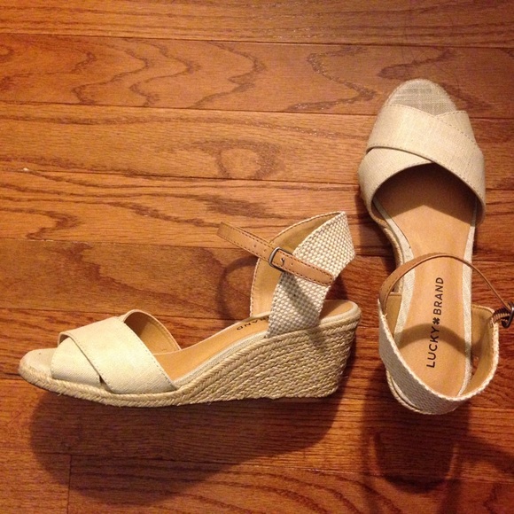 Lucky Brand peep-toe espadrilles