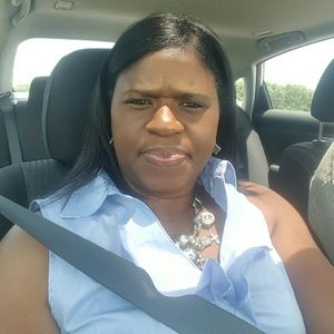 Meet your Posher, Denise