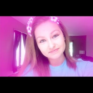 Meet your Posher, Madelyn