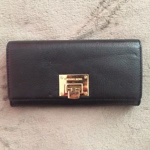 Black Michael Kors Wallet