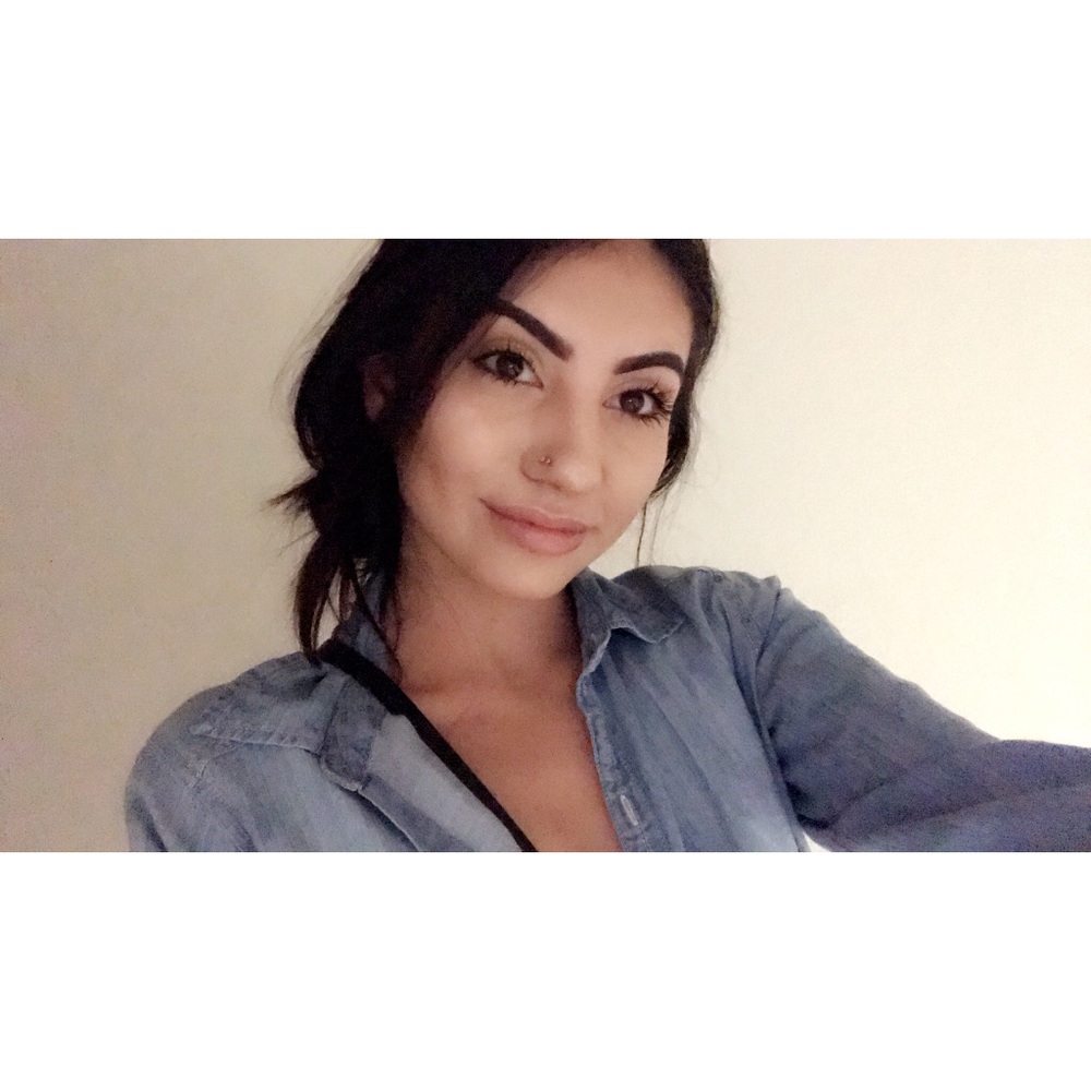 Meet your Posher, Marisol