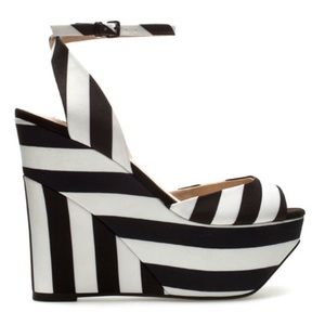 ZARA BLACK AND WHITE STRIPED PLATFORM WEDGE