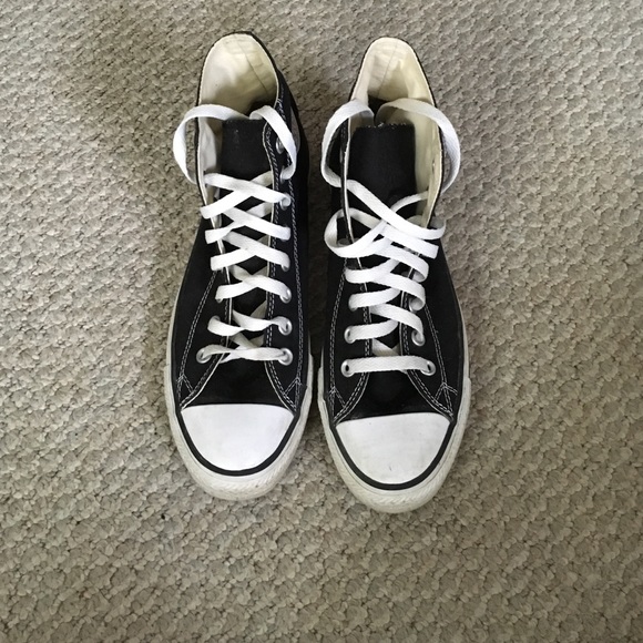 Black converse