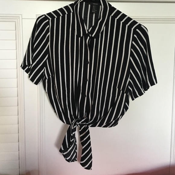 Cropped stripped button down too - Picture 1 of 4