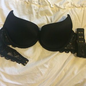 Victoria's Secret strapless push up bra