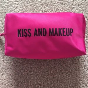 Kate Spade Kiss and Makeup cosmetic case
