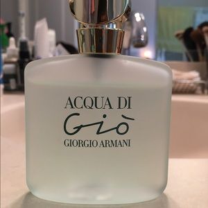 Giorgio Armani "Acqua di Giò" perfume