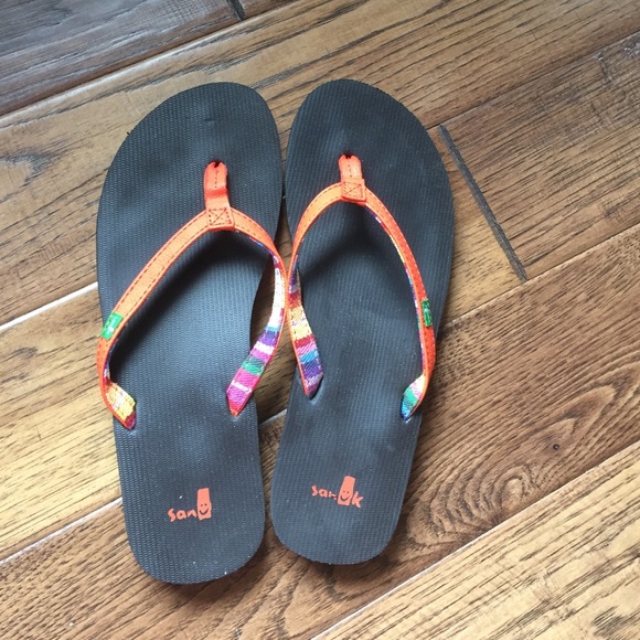 Sanuk sandals