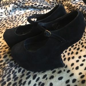 Authentic Jeffrey Campbell Black Suede Night-Walk